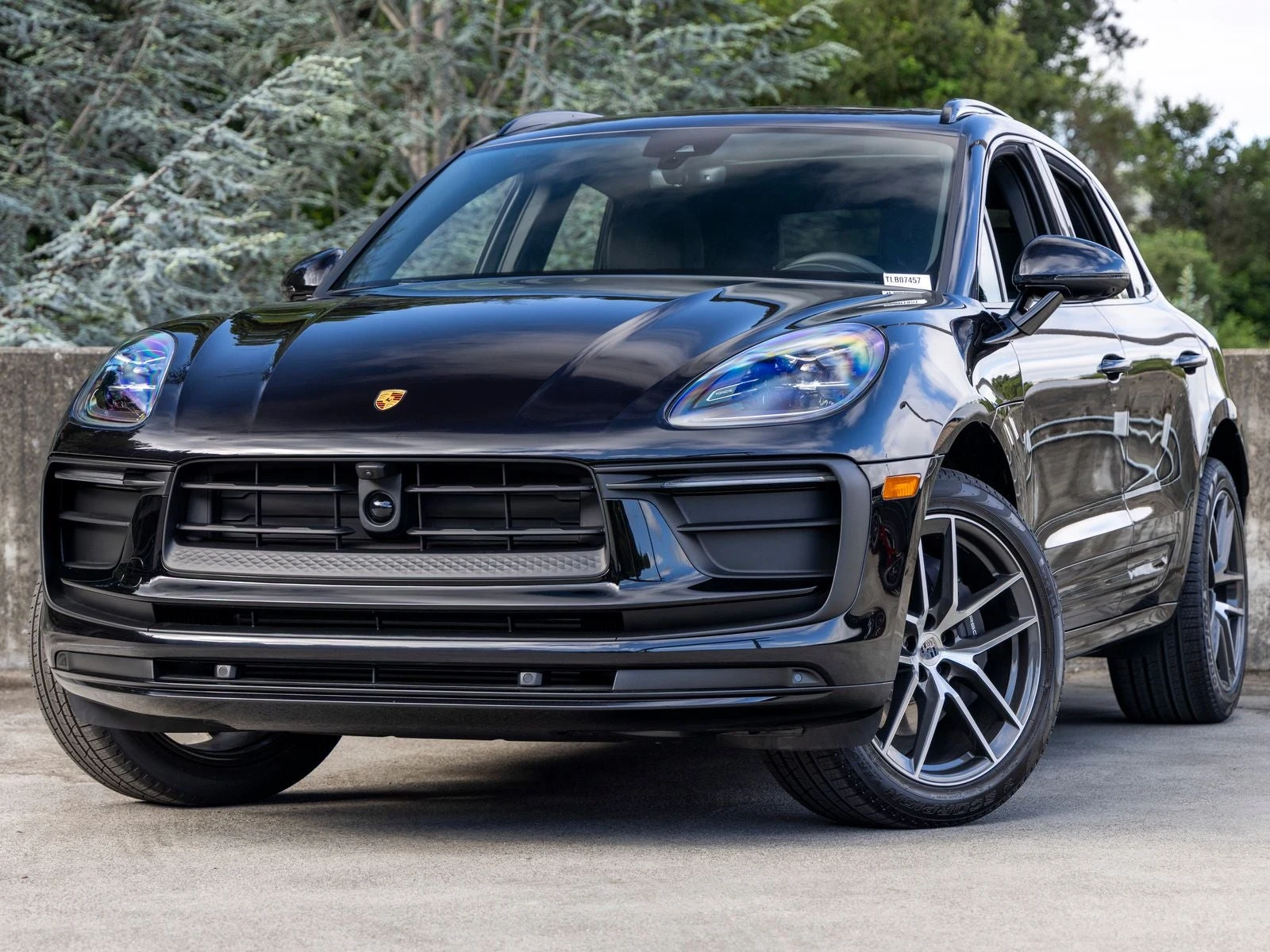 Porsche Macan (95B) · Jet Black Metallic · Indigo Auto Group