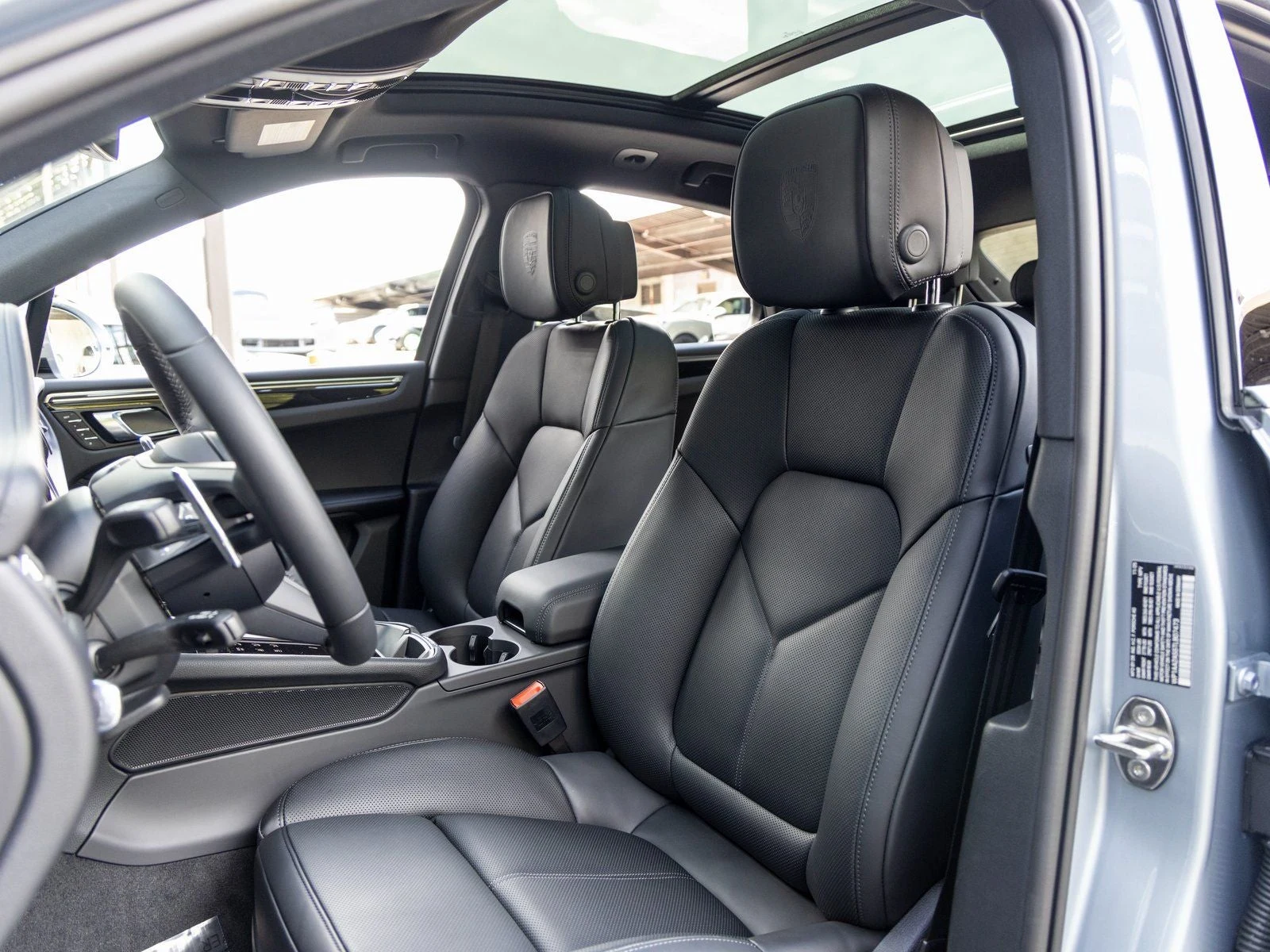 2026 Porsche Macan T (95B), 5/20