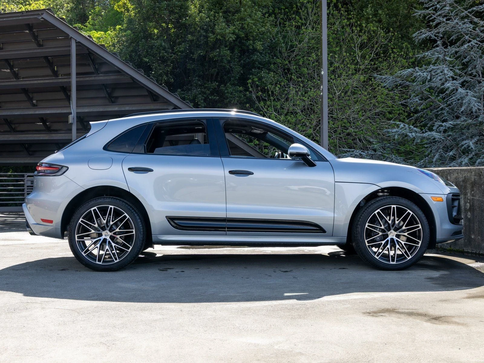 2026 Porsche Macan T (95B), 12/20