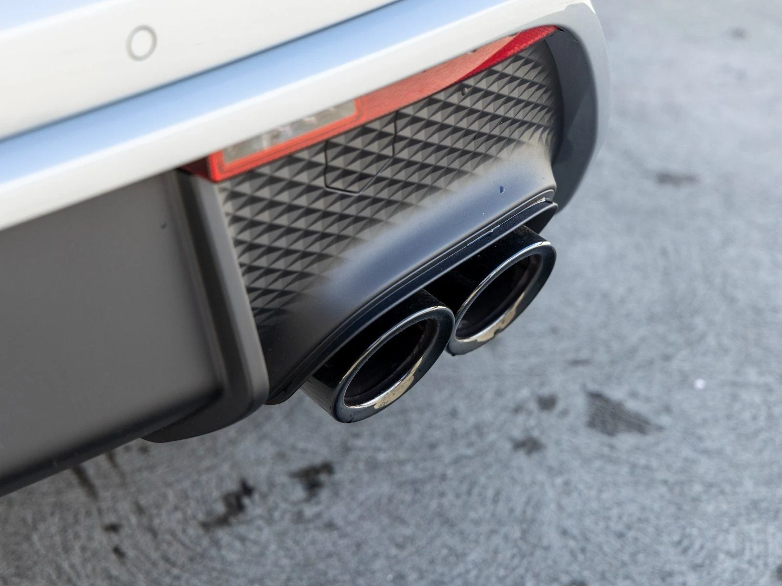 2026 Porsche Macan T (95B), 20/20