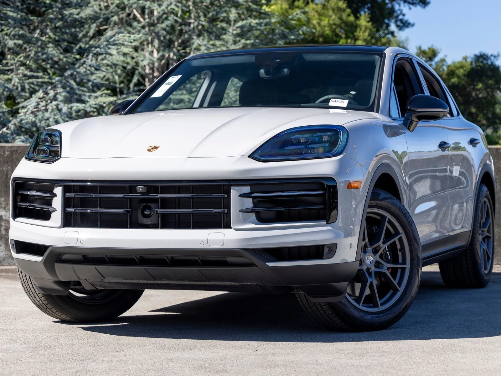 Porsche Cayenne Coupé (3rd Generation) · Chalk · Indigo Auto Group