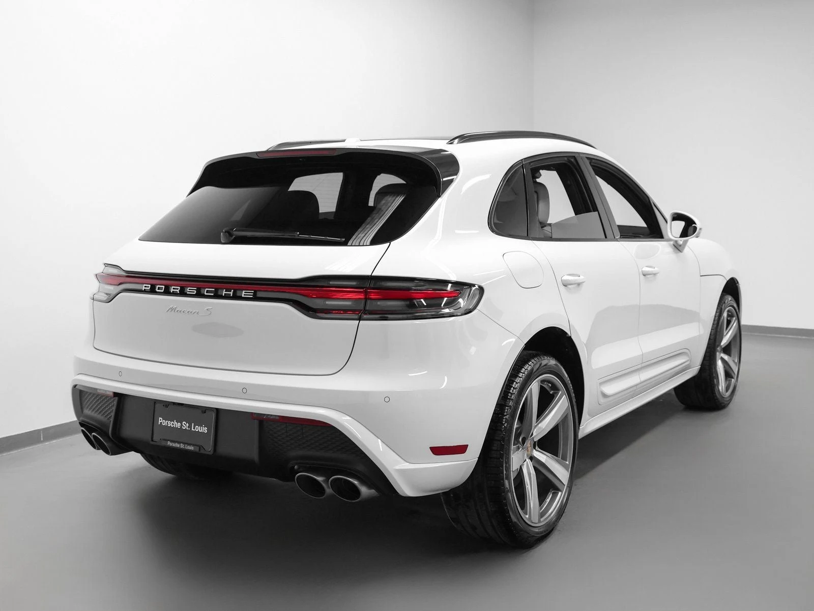 2026 Porsche Macan S (95B), 11/20