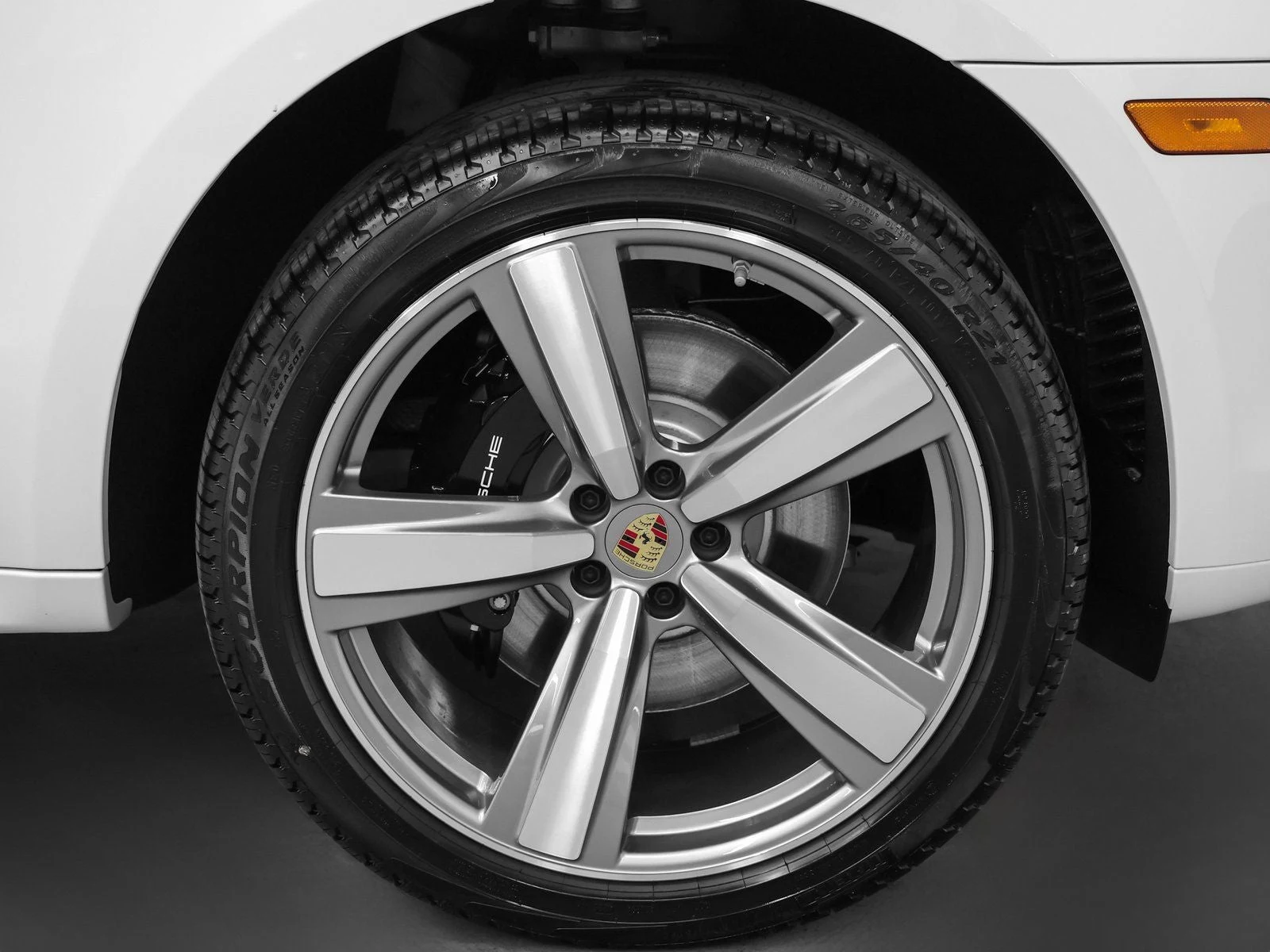 2026 Porsche Macan S (95B), 15/20