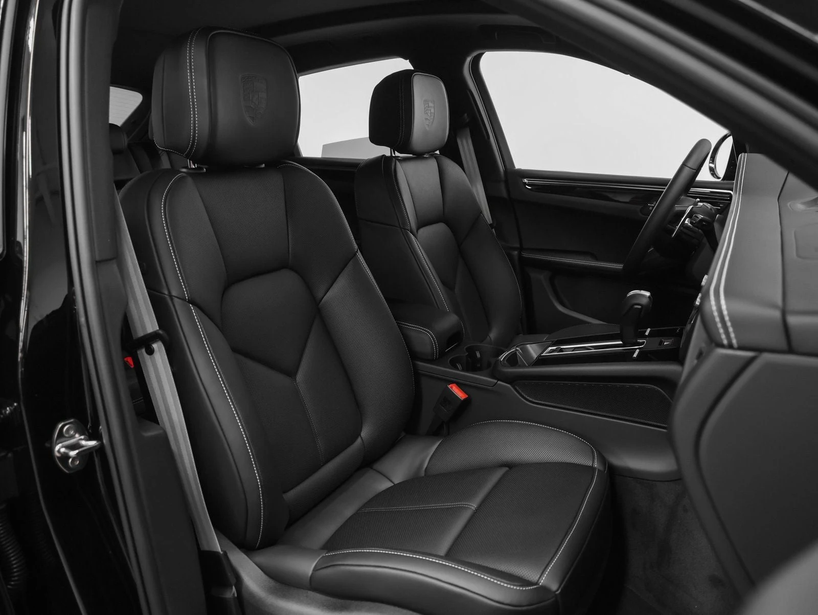2026 Porsche Macan (95B), 19/20