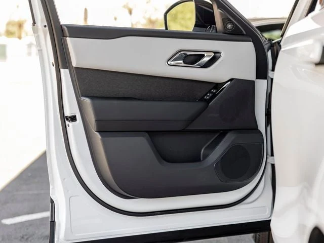 2026 Land Rover Range Rover Velar S (L560), 12/20