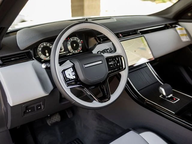 2026 Land Rover Range Rover Velar S (L560), 16/20