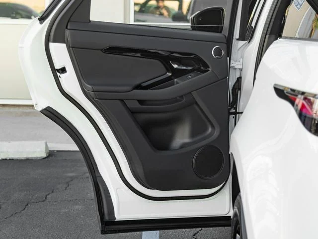2026 Land Rover Range Rover Evoque S (L551), 19/20