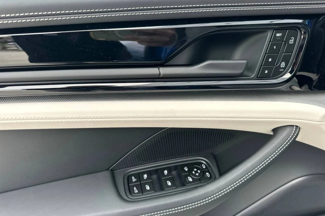 2026 Porsche Panamera 4 (976), 12/20