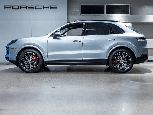 2026 Porsche Cayenne S (3rd Generation), 2/20