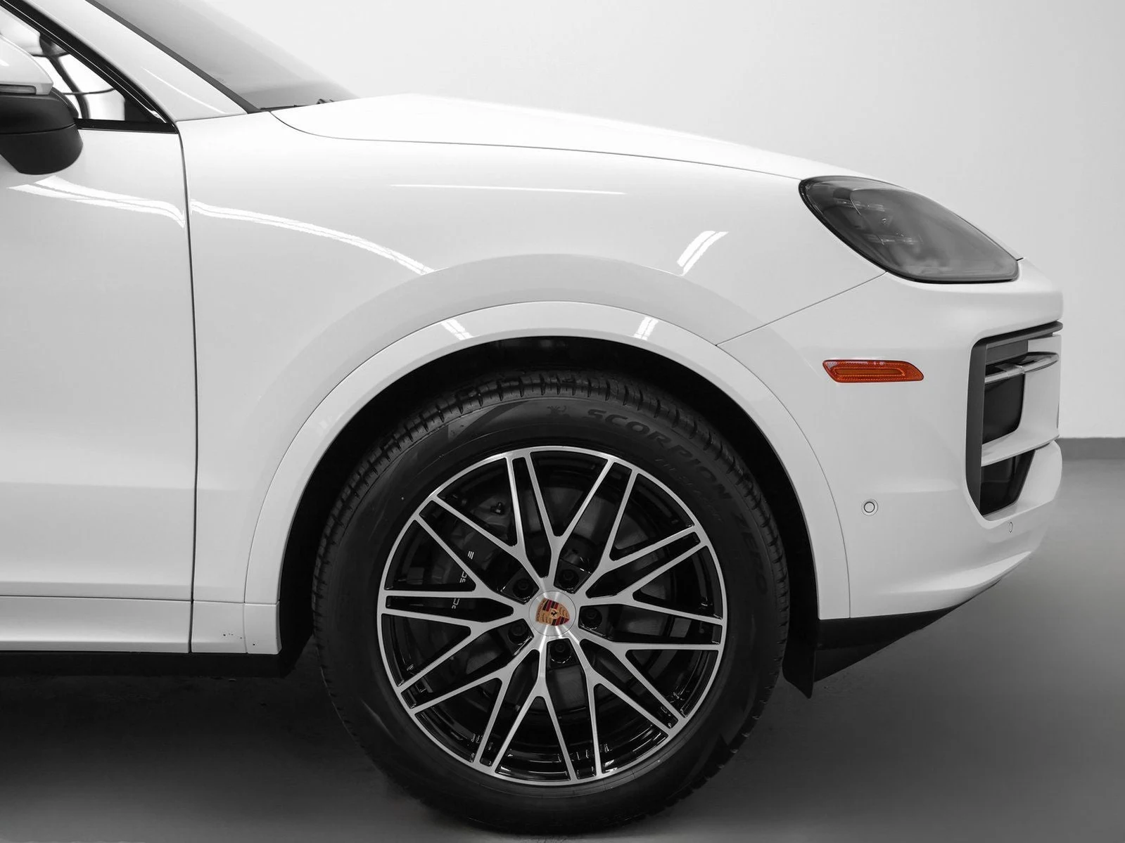 2026 Porsche Cayenne Coupé (3rd Generation), 13/20