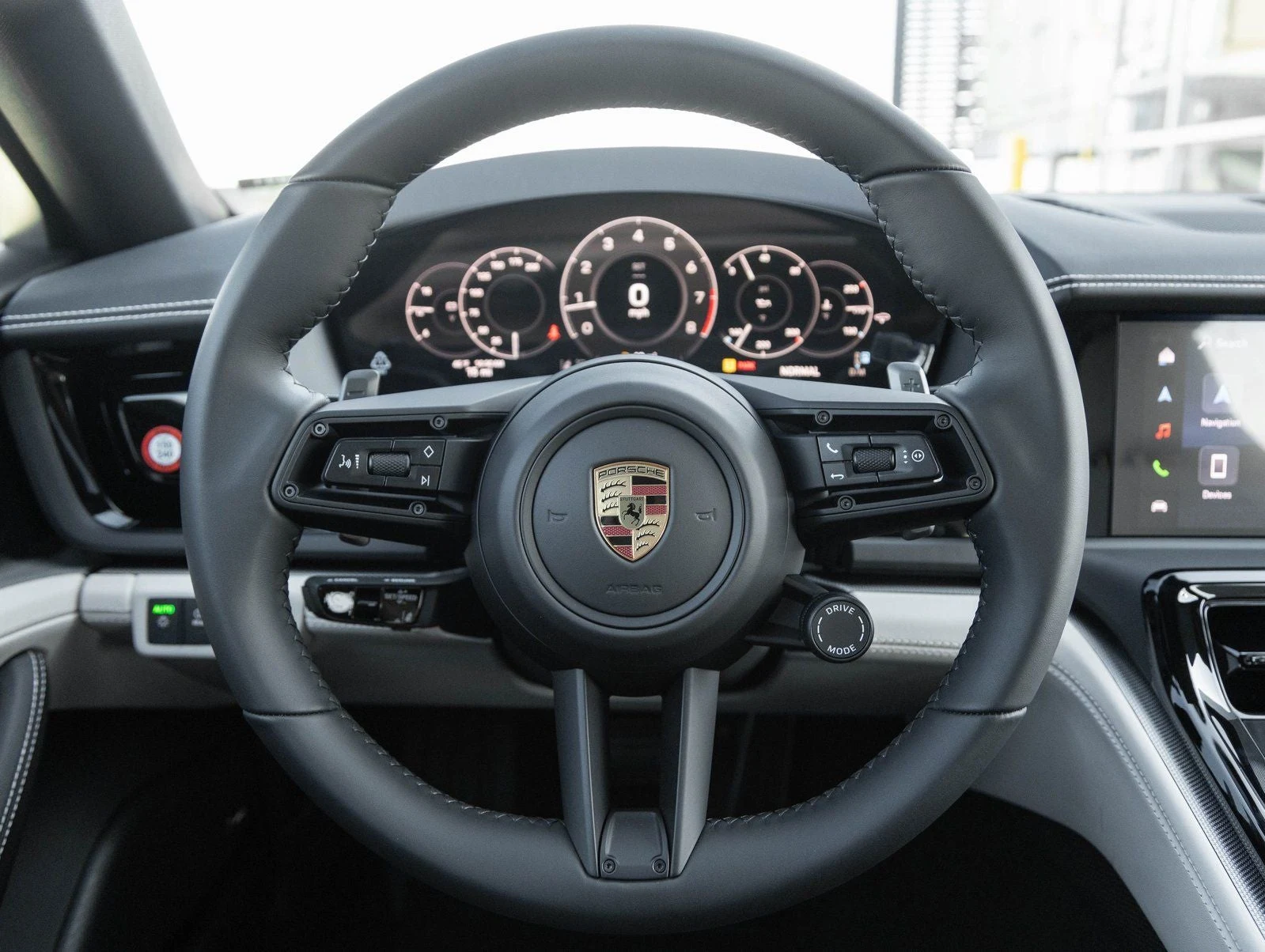 2026 Porsche Panamera 4 (976), 13/20