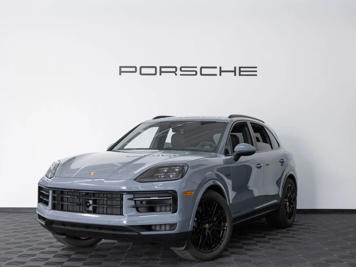 Porsche Cayenne E-Hybrid (3rd Generation) · Arctic Grey · Indigo Auto Group