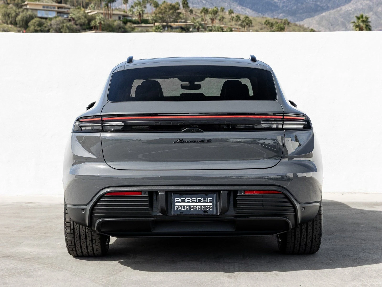 2026 Porsche Macan 4S Electric (XAB), 6/20
