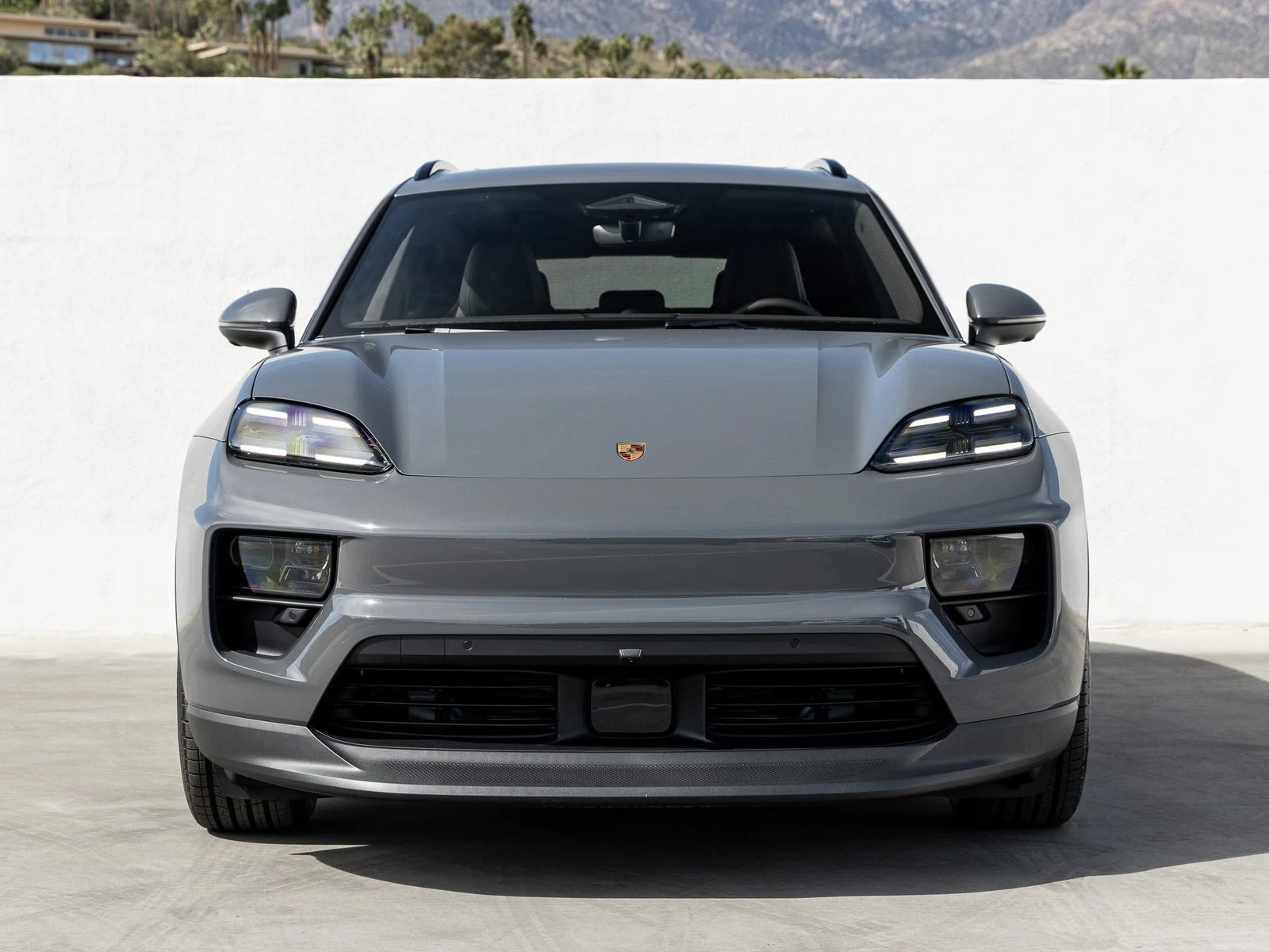 2026 Porsche Macan 4S Electric (XAB), 10/20