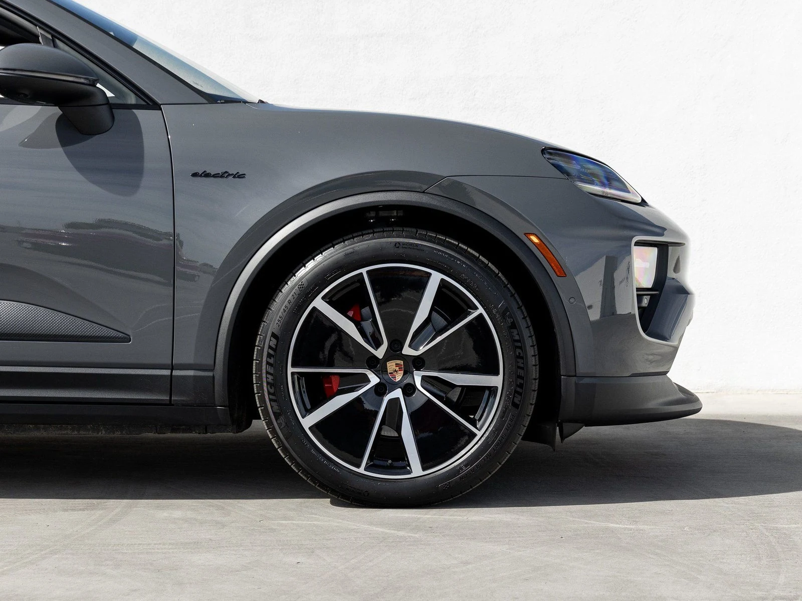 2026 Porsche Macan 4S Electric (XAB), 11/20