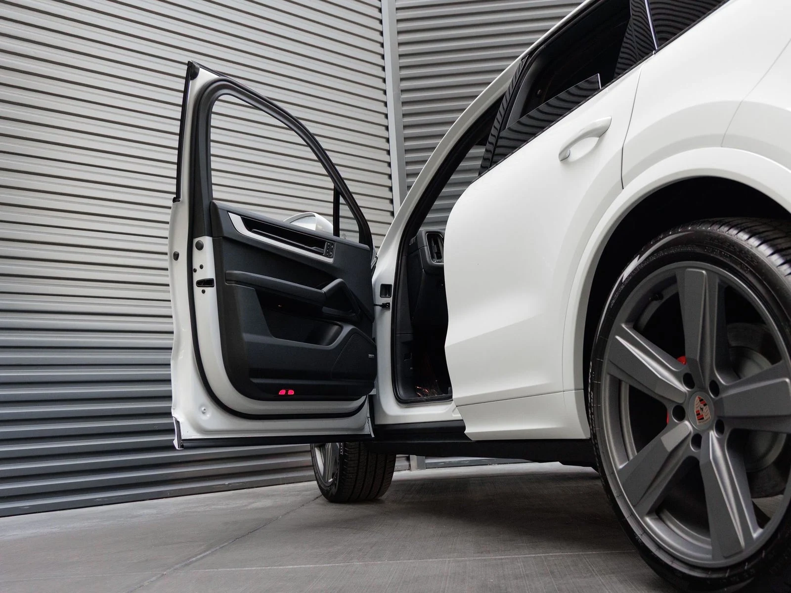 2026 Porsche Cayenne S (3rd Generation), 13/20