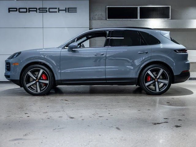 2026 Porsche Cayenne S (3rd Generation), 2/20