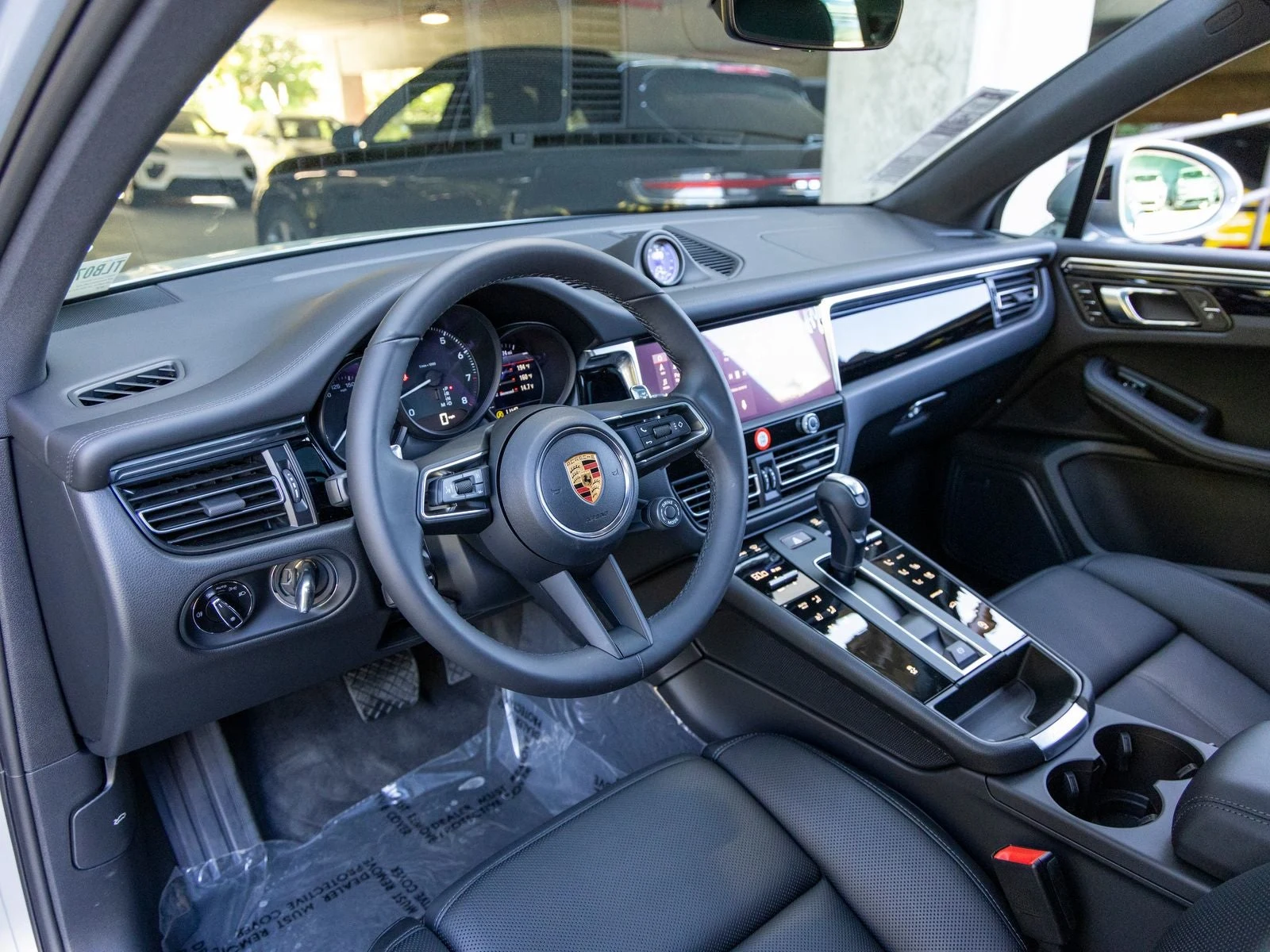 2026 Porsche Macan (95B), 4/20