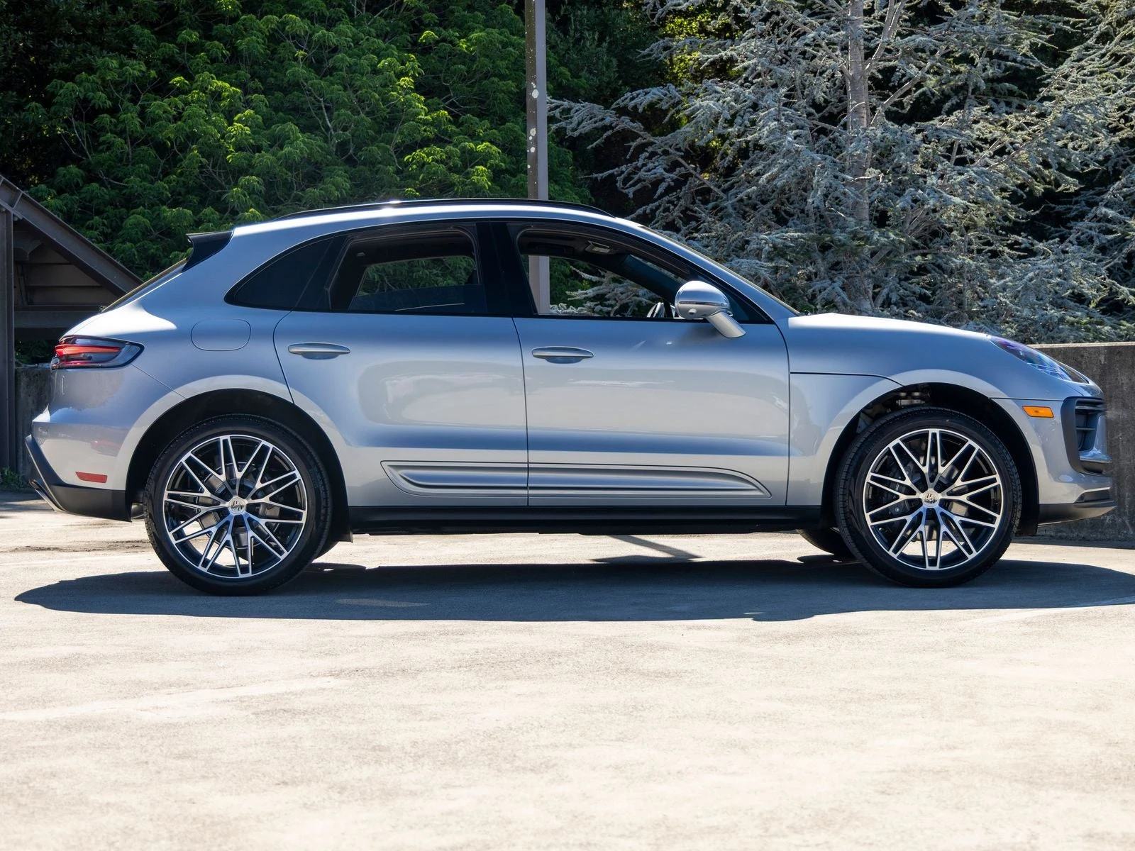 2026 Porsche Macan (95B), 12/20