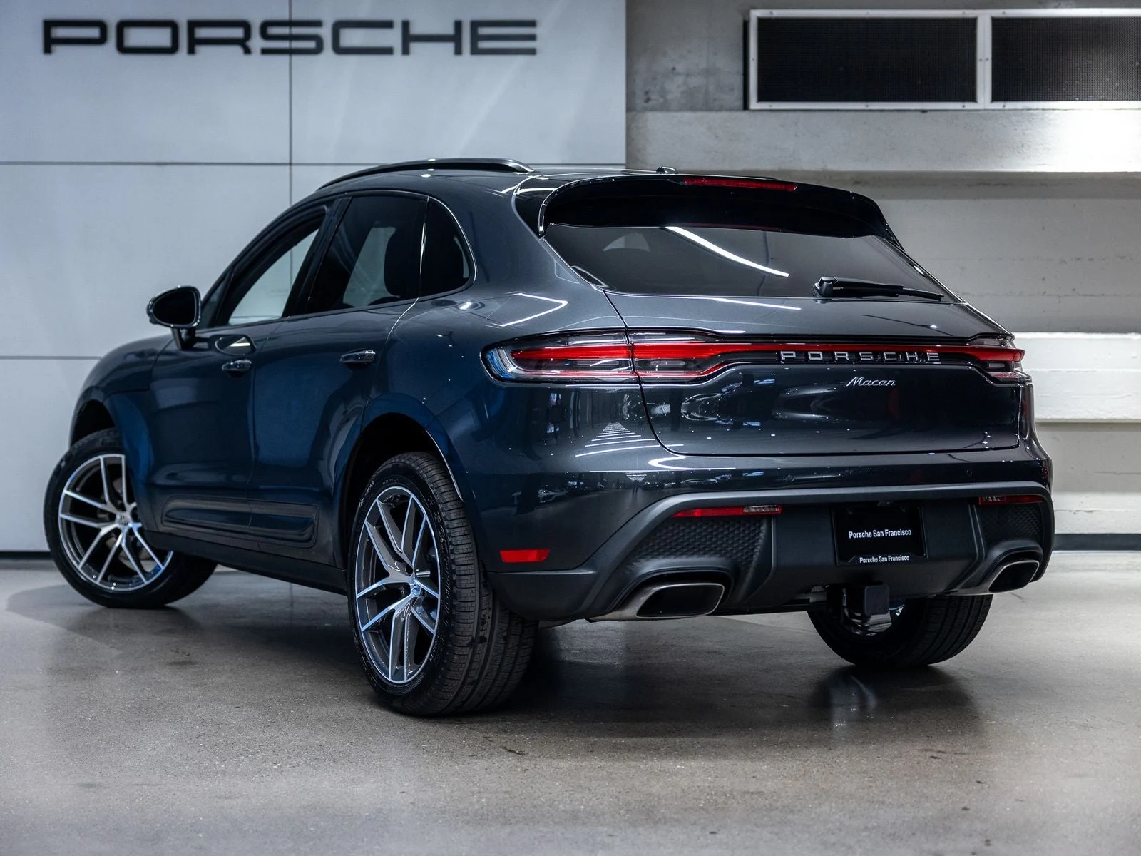 2026 Porsche Macan (95B), 3/20