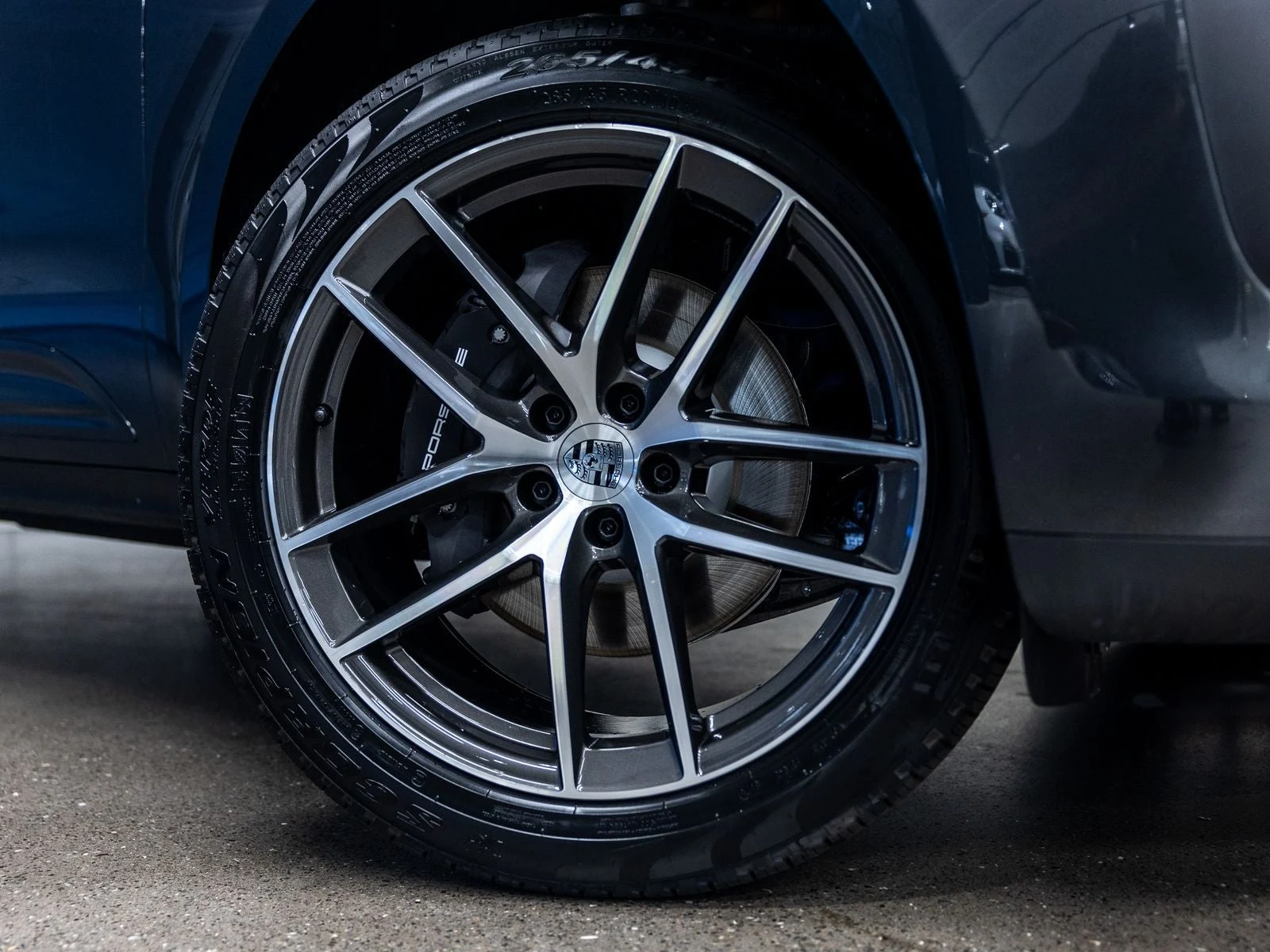 2026 Porsche Macan (95B), 18/20