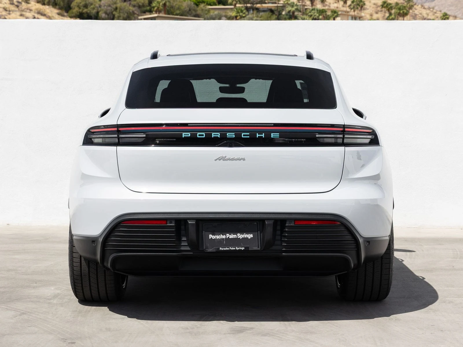 2026 Porsche Macan Electric (XAB), 6/20