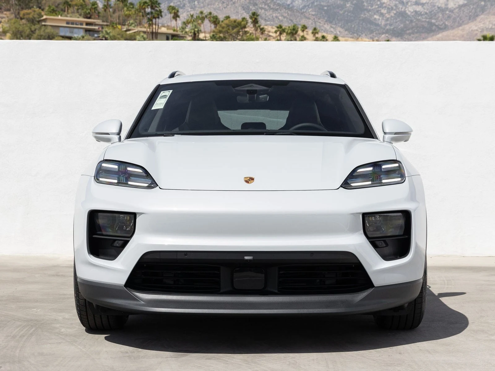 2026 Porsche Macan Electric (XAB), 10/20
