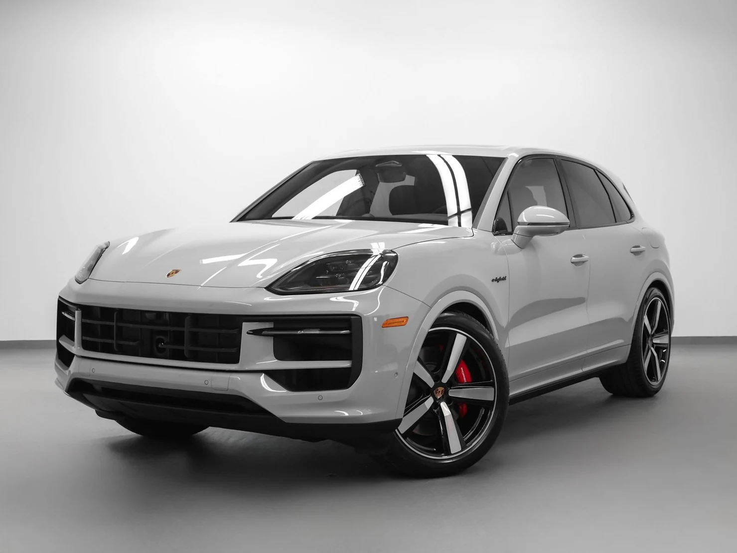 Porsche Cayenne S E-Hybrid (3rd Generation) · Chalk · Indigo Auto Group