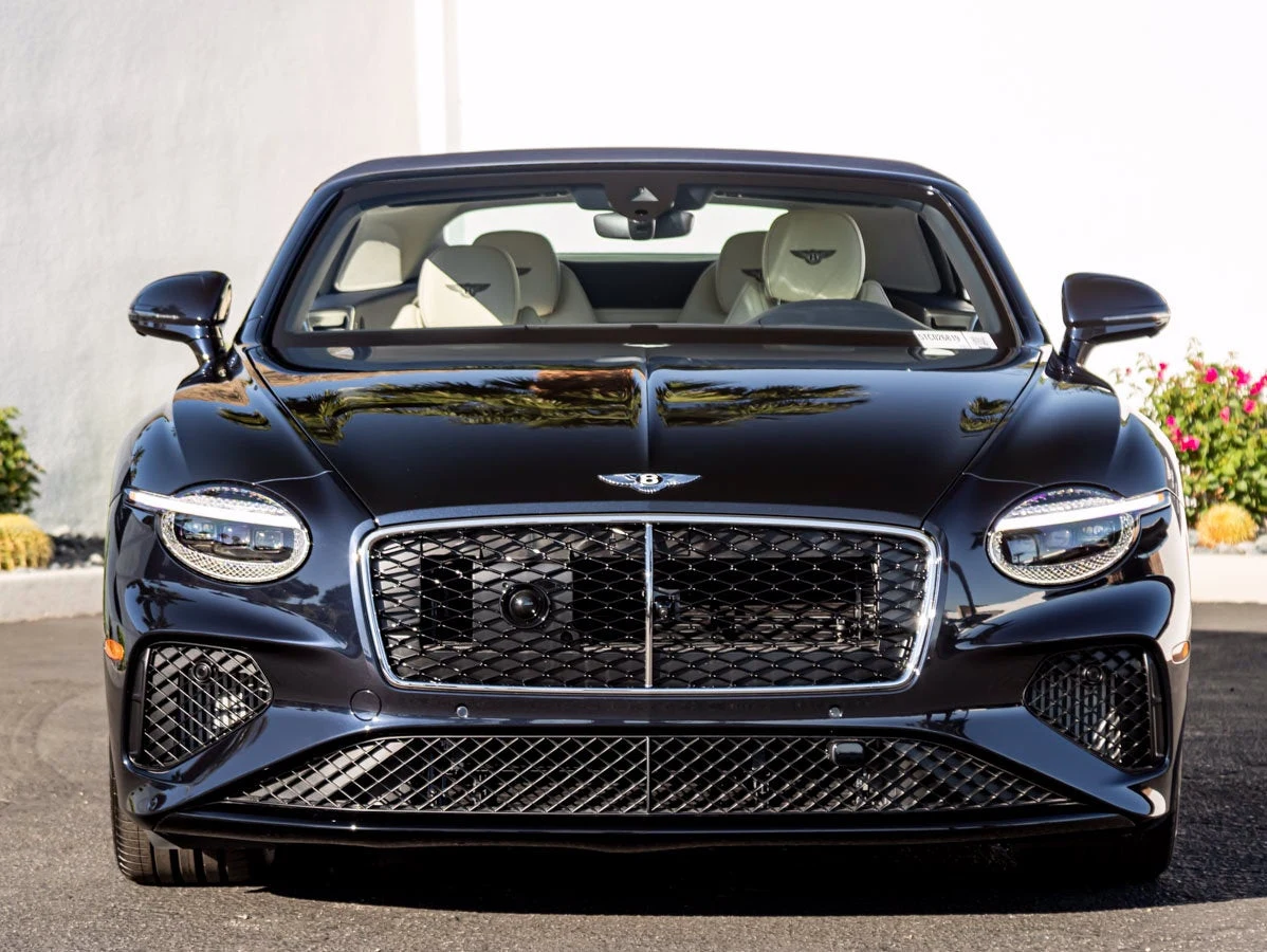 2026 Bentley Continental GTC V8 High Performance Hybrid (4th Generation), 8/20
