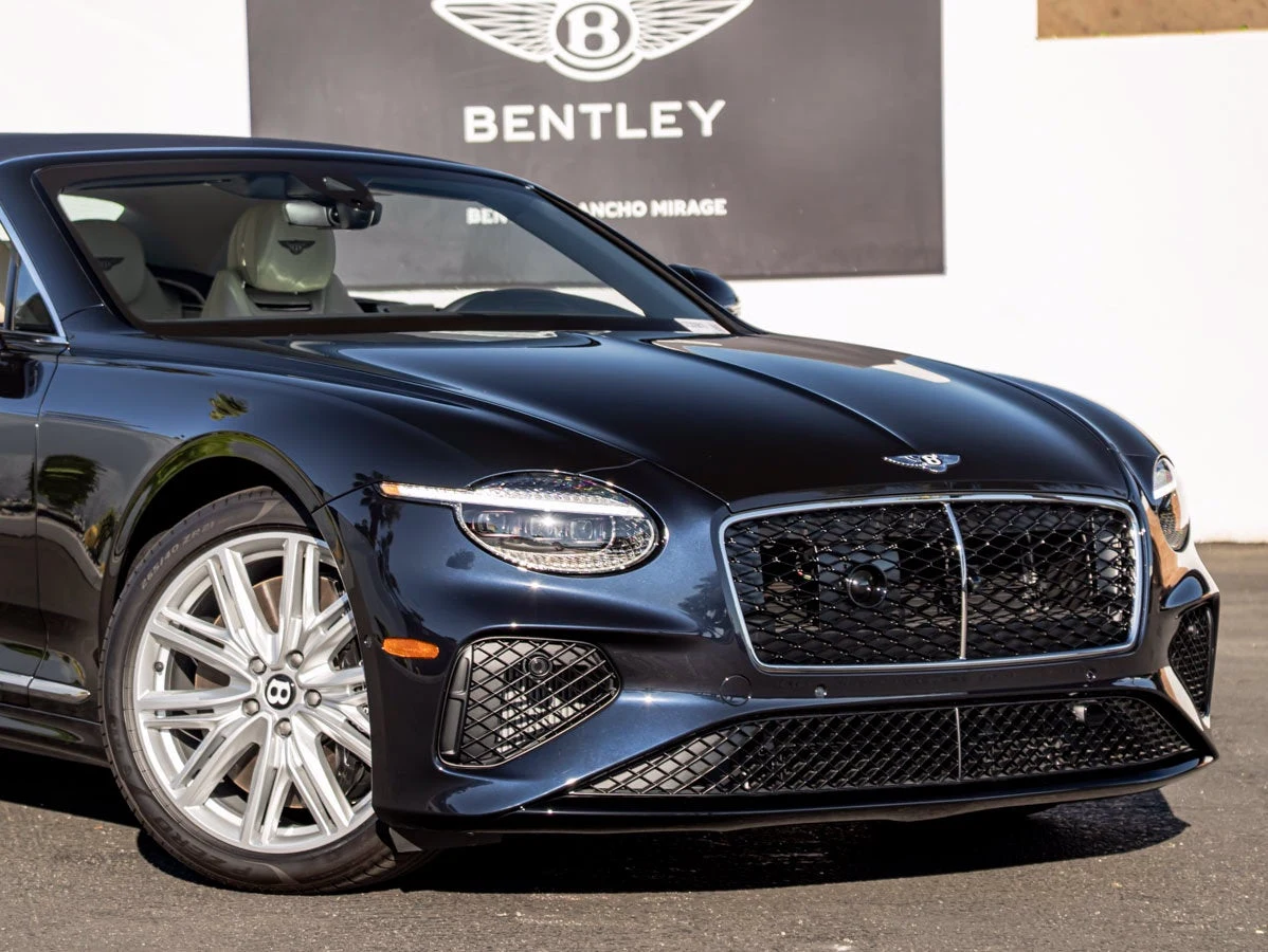 2026 Bentley Continental GTC V8 High Performance Hybrid (4th Generation), 10/20