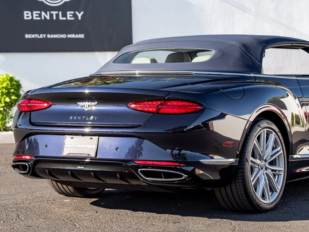 2026 Bentley Continental GTC V8 High Performance Hybrid (4th Generation), 12/20