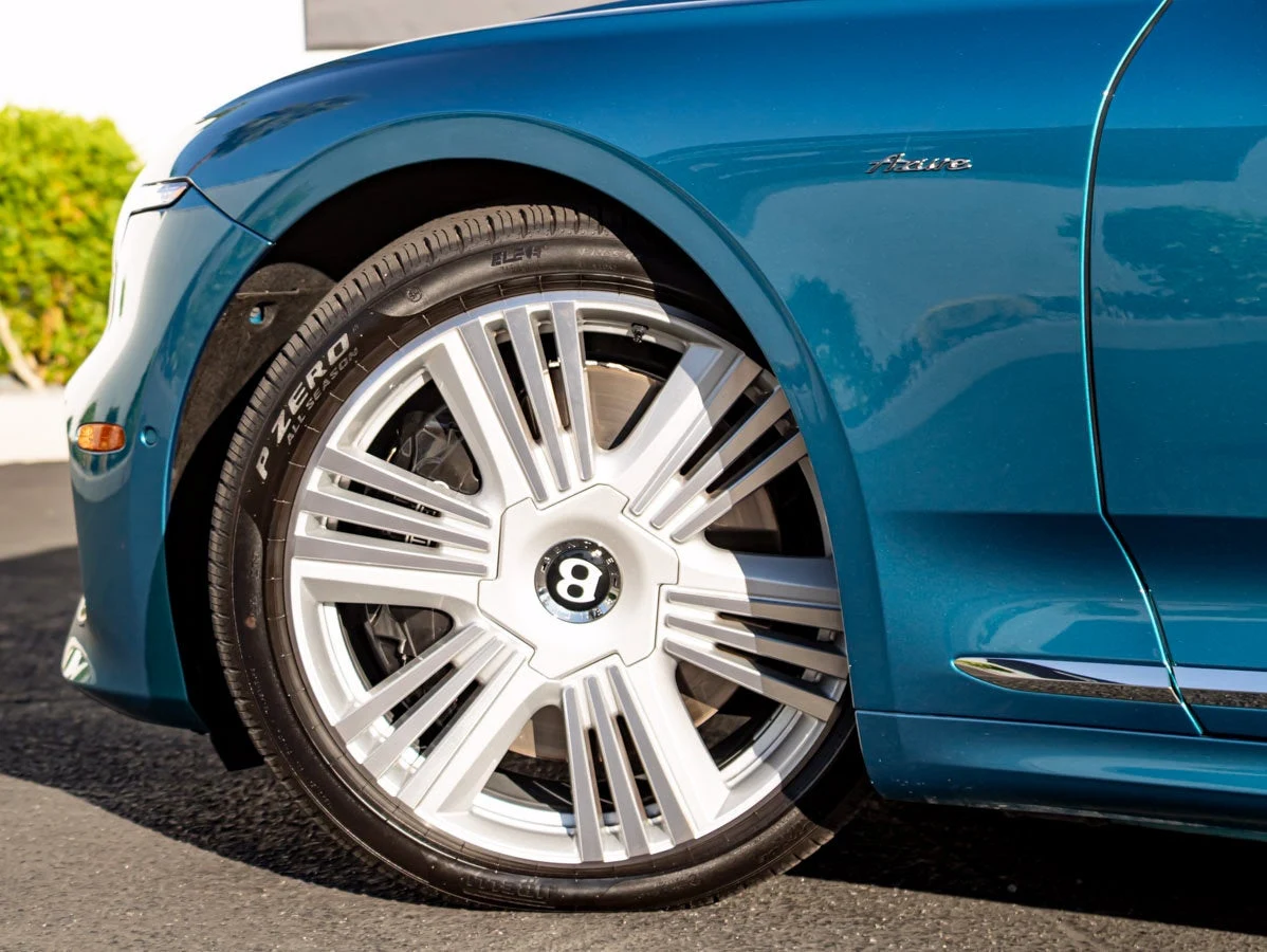 2026 Bentley Continental GTC Azure (4th Generation), 15/20