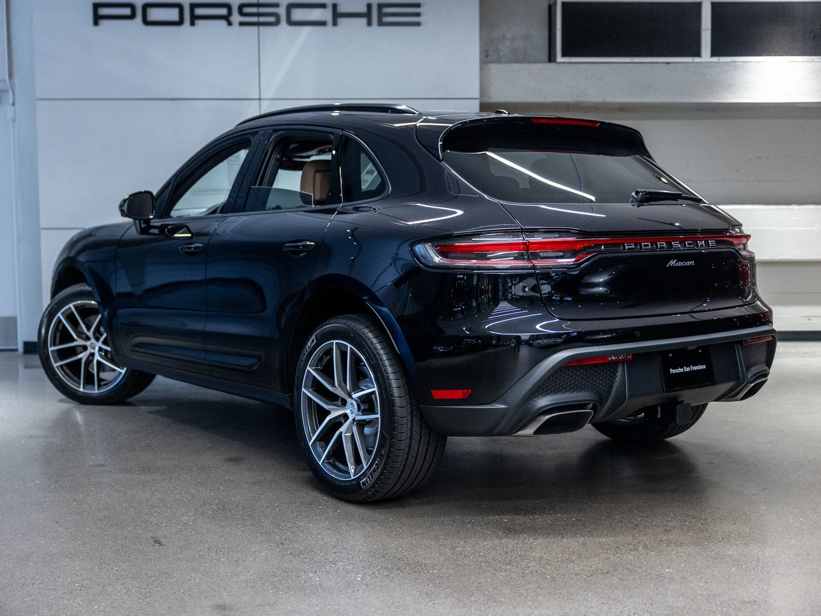 2026 Porsche Macan (95B), 3/20