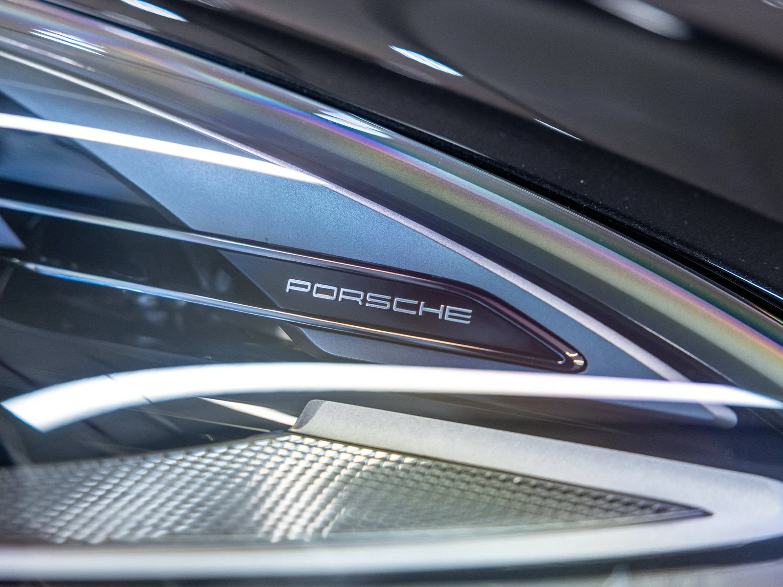 2026 Porsche Macan (95B), 14/20
