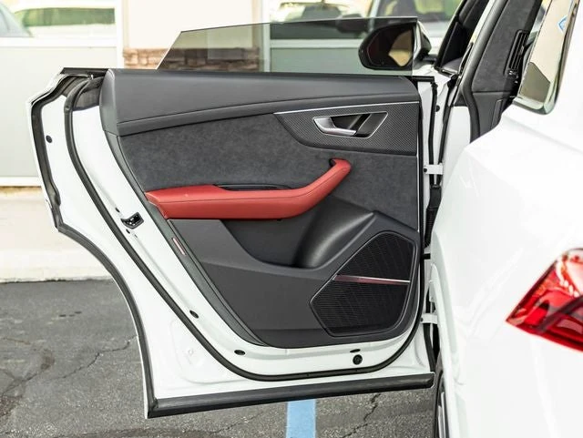 2026 Audi SQ8 Prestige (1st Generation), 19/20