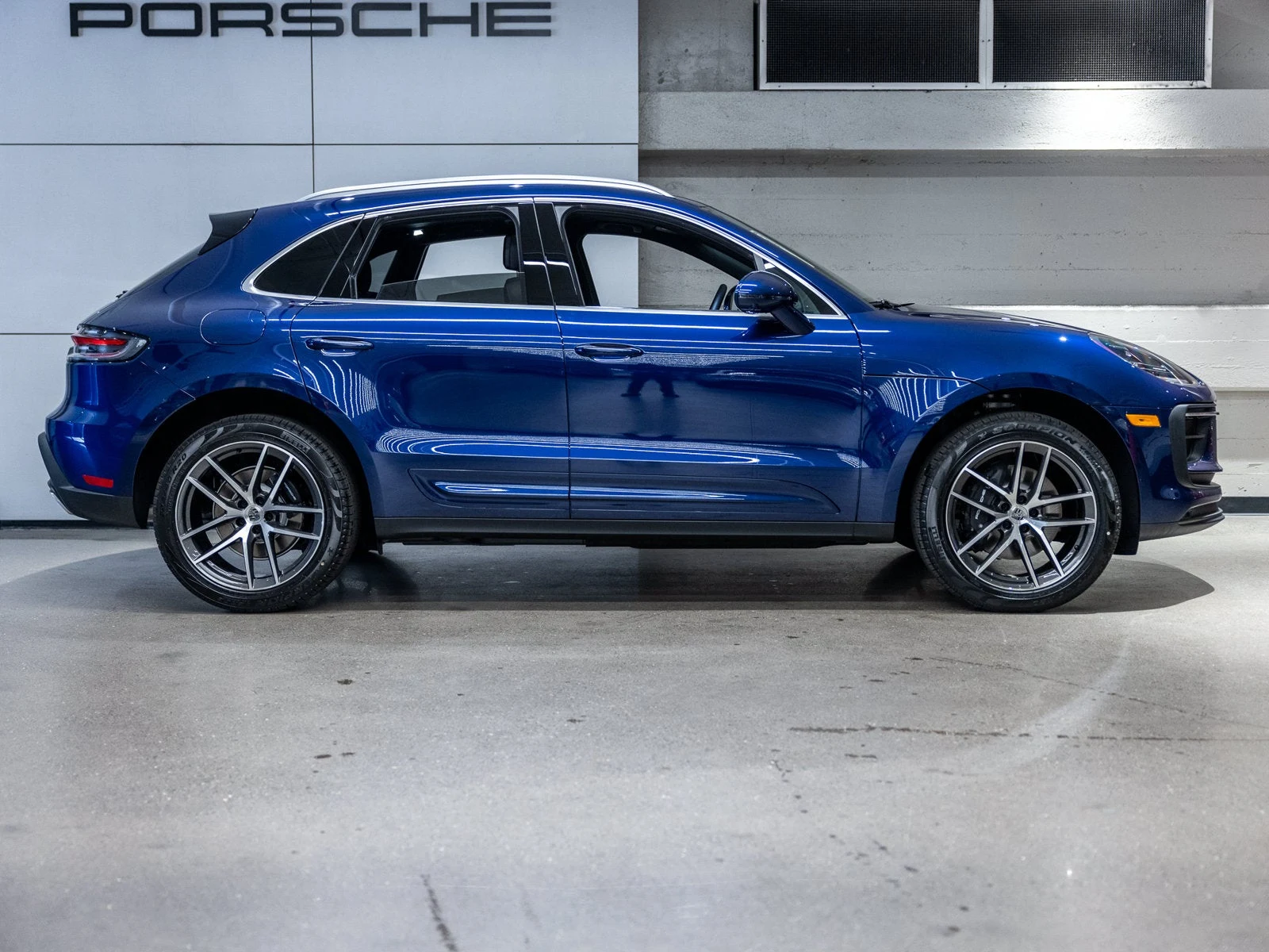 2026 Porsche Macan (95B), 9/20