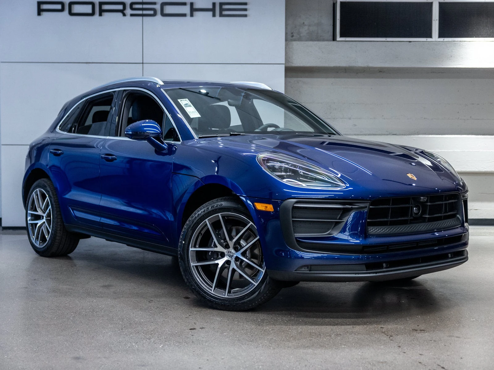 2026 Porsche Macan (95B), 10/20