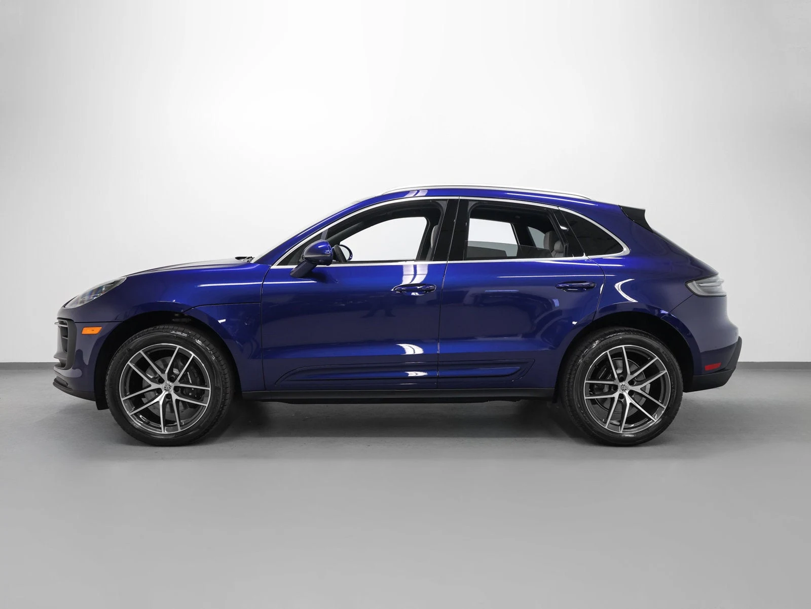 2026 Porsche Macan (95B), 2/20