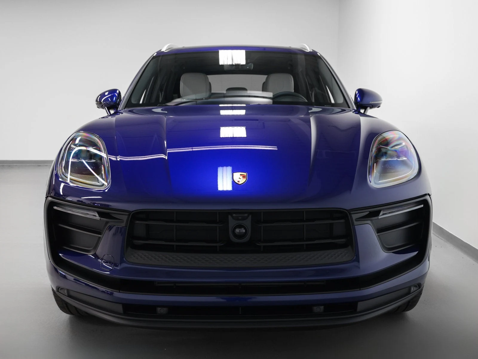 2026 Porsche Macan (95B), 8/20