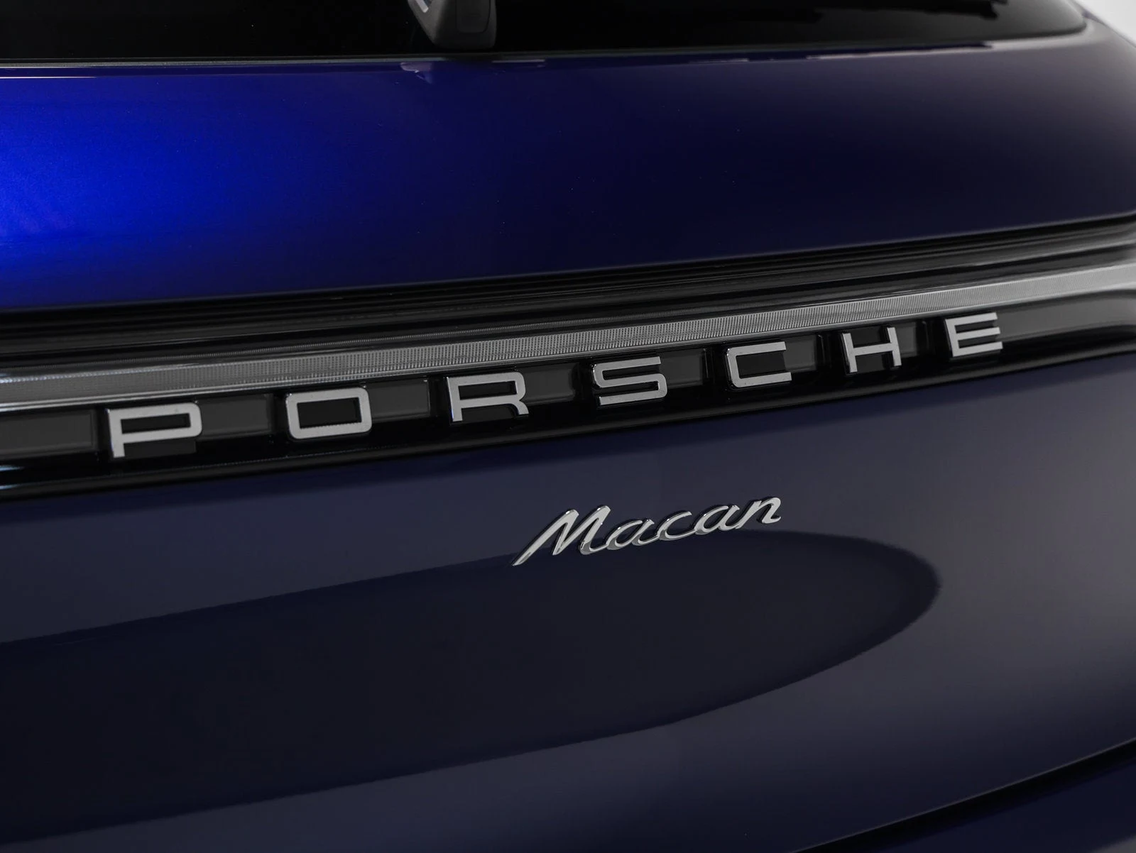 2026 Porsche Macan (95B), 19/20