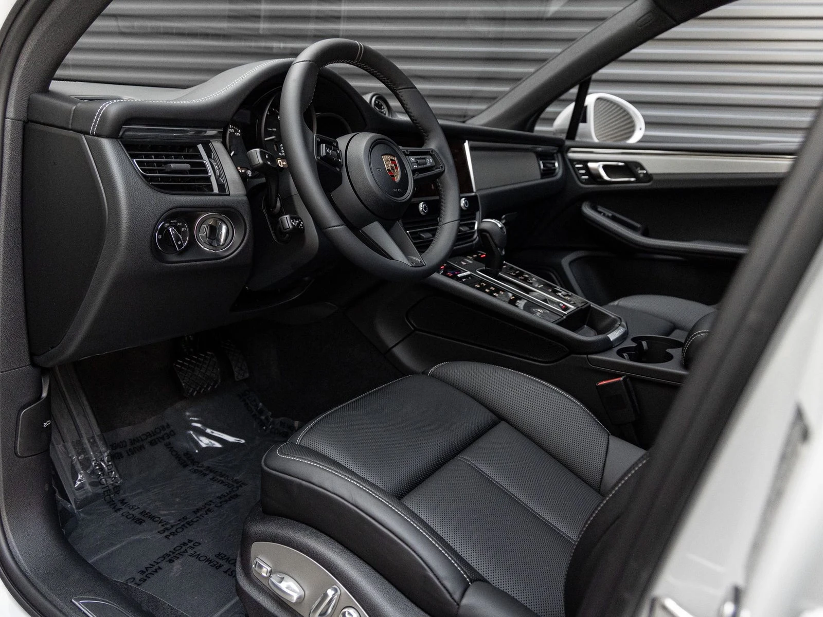 2026 Porsche Macan (95B), 4/20
