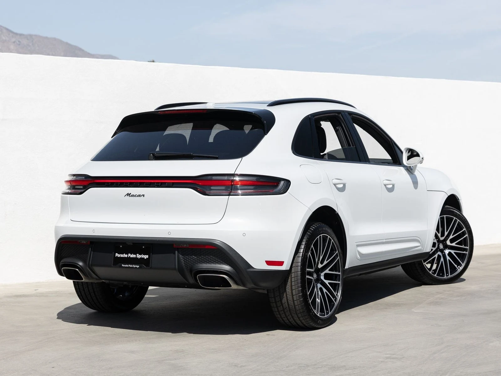 2026 Porsche Macan (95B), 7/20