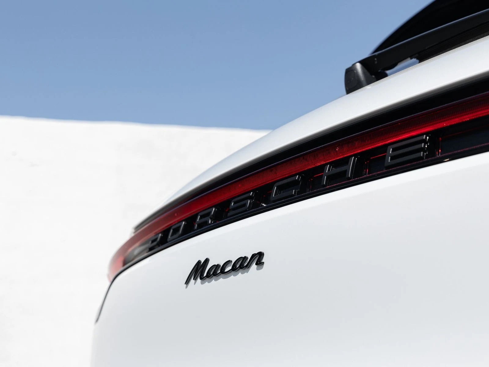 2026 Porsche Macan (95B), 12/20