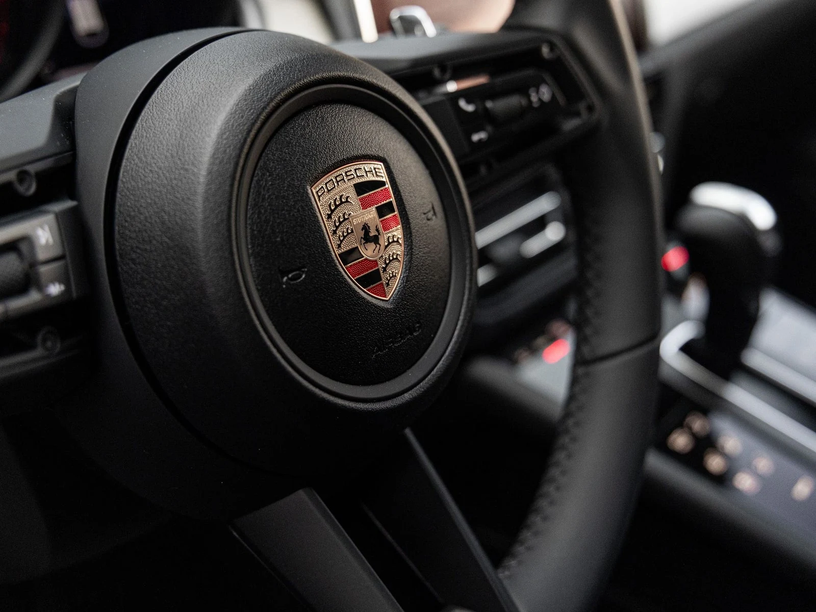 2026 Porsche Macan (95B), 19/20