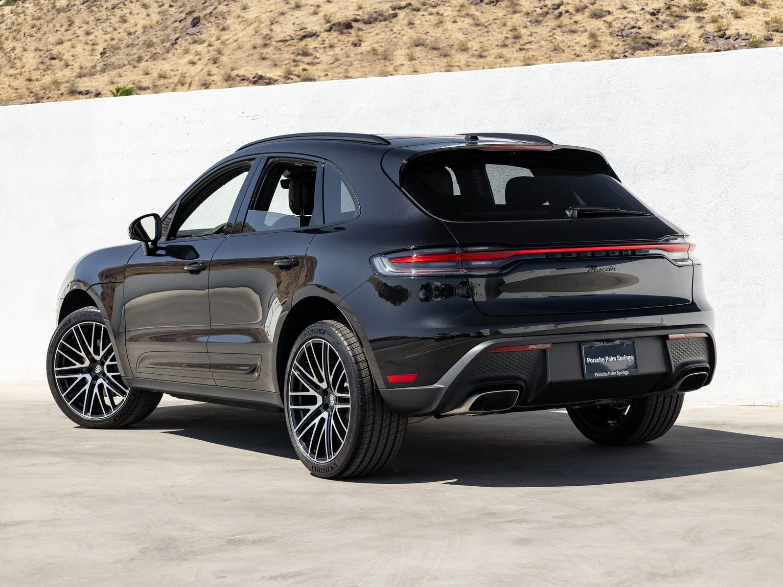 2026 Porsche Macan (95B), 3/20