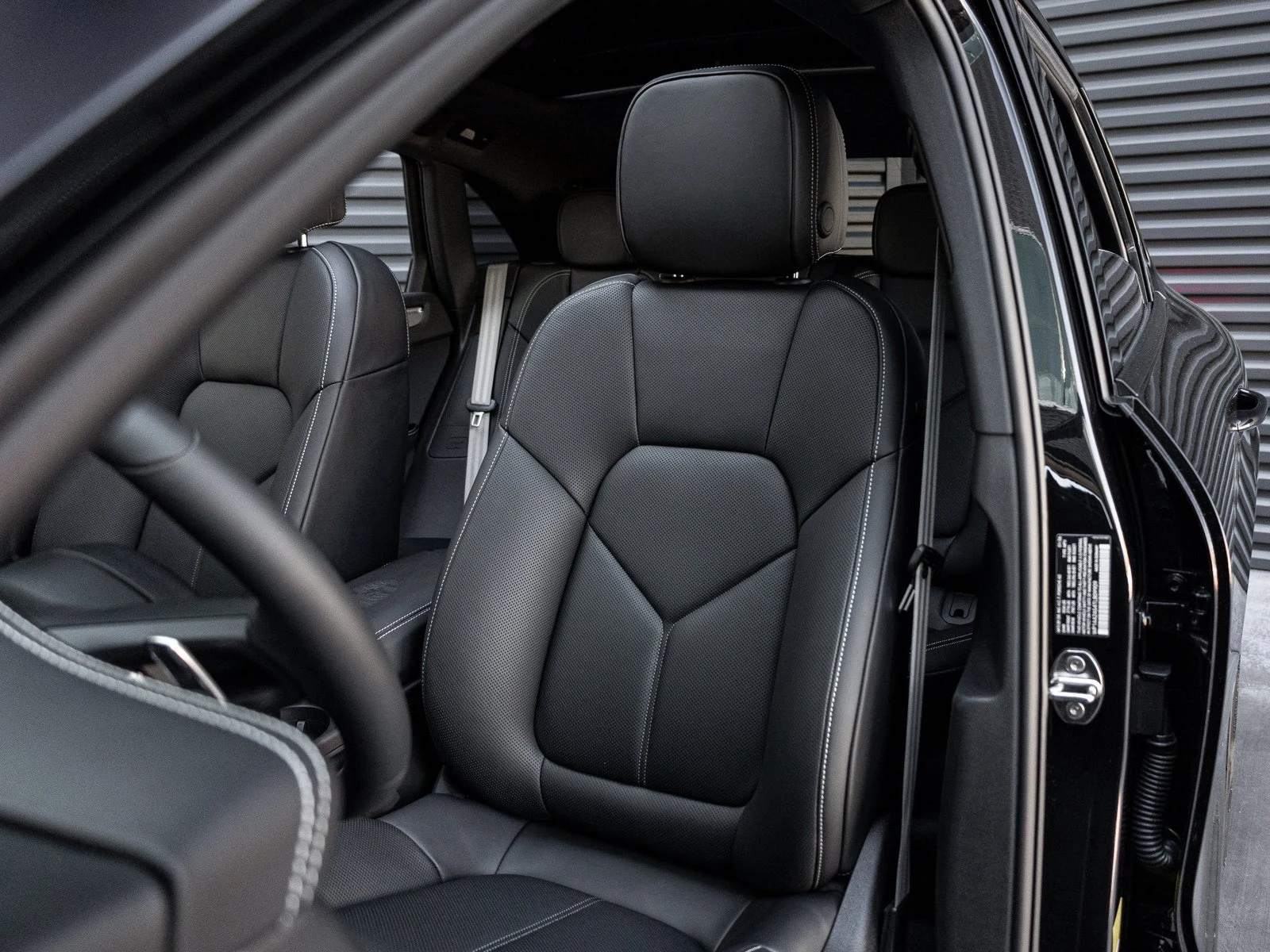 2026 Porsche Macan (95B), 5/20