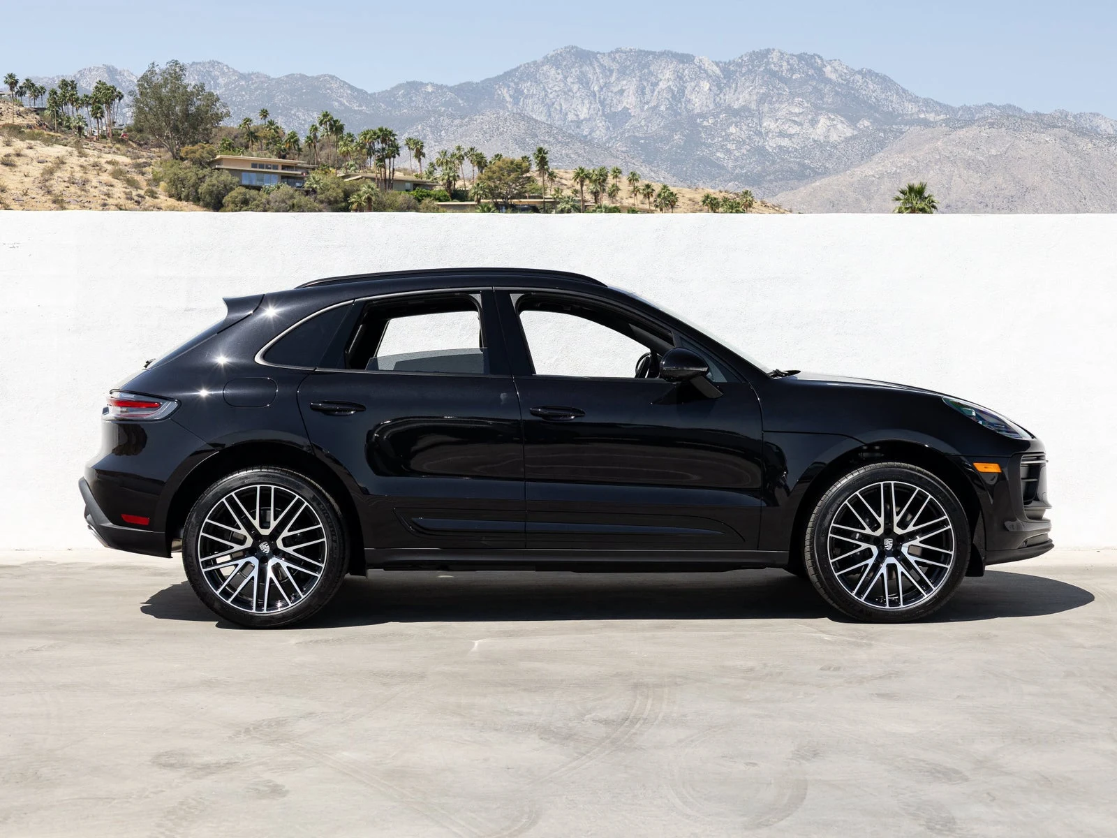2026 Porsche Macan (95B), 8/20