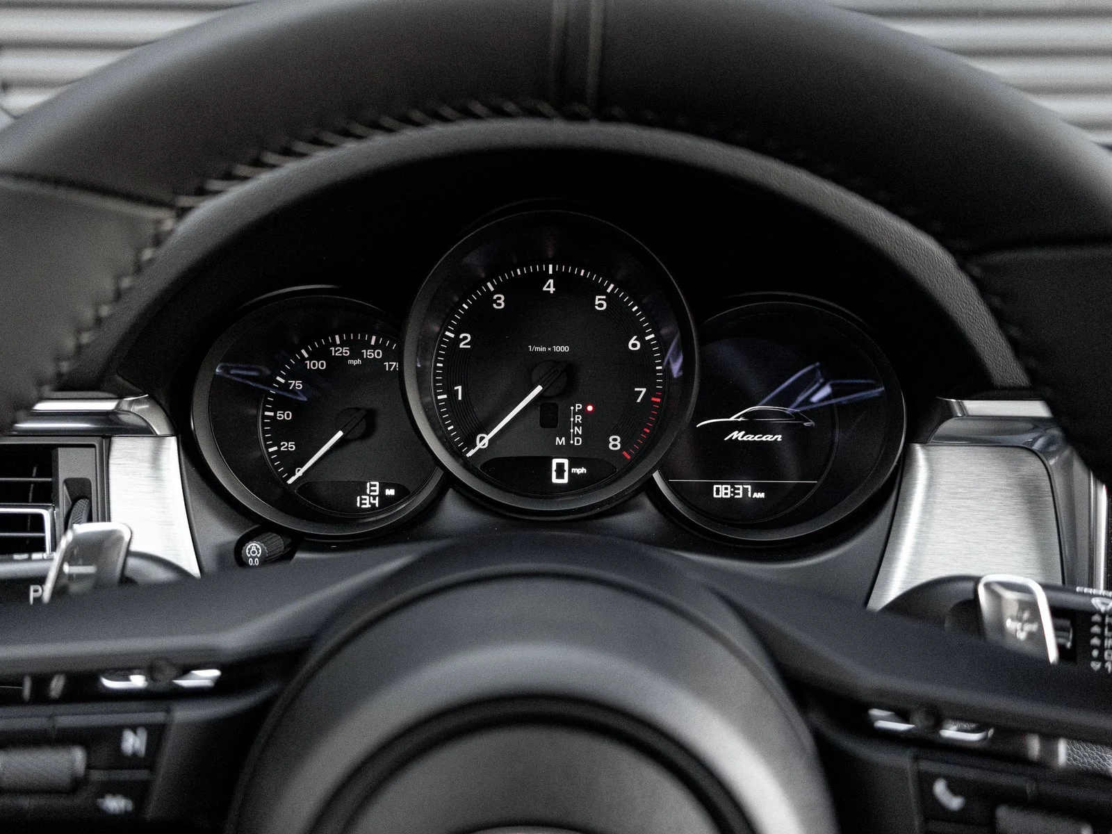 2026 Porsche Macan (95B), 18/20