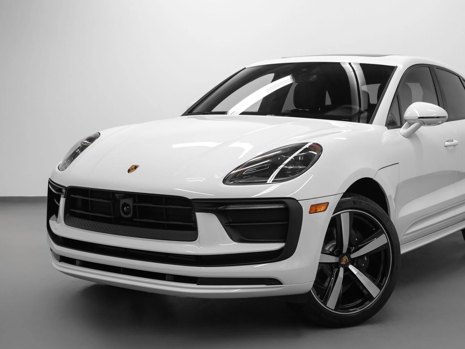 2026 Porsche Macan (95B), 6/20