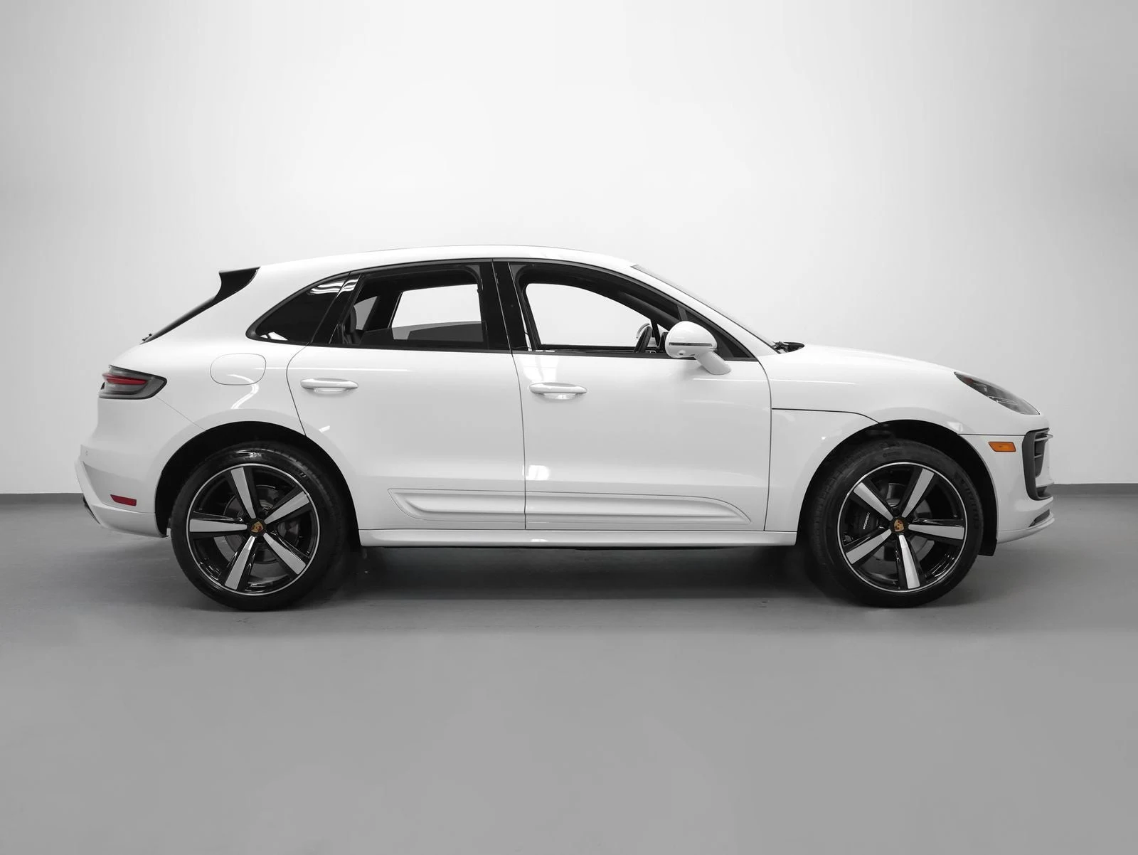 2026 Porsche Macan (95B), 12/20